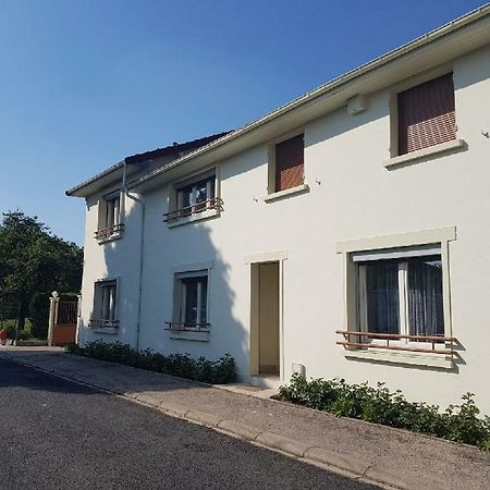 Vila Chez Cadet Larzicourt Exteriér fotografie