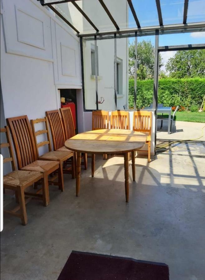 Vila Chez Cadet Larzicourt Exteriér fotografie