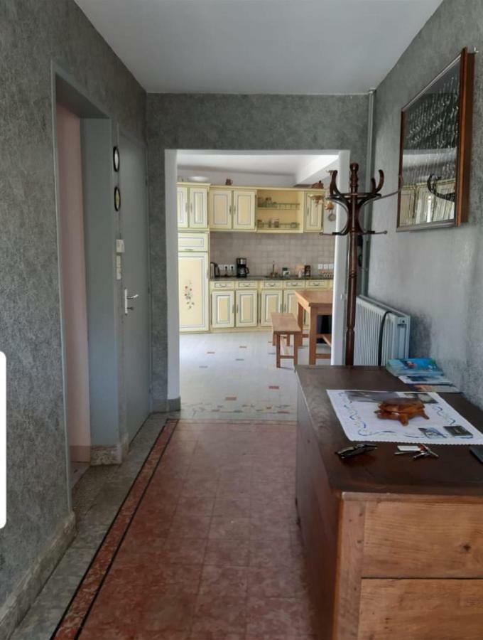 Vila Chez Cadet Larzicourt Exteriér fotografie